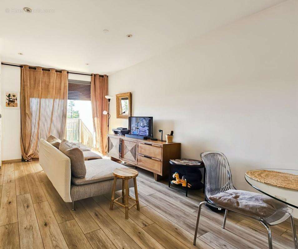 Appartement à UZES