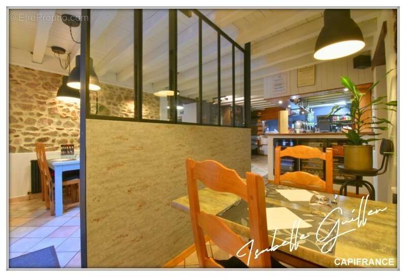 Maison à NERIS-LES-BAINS