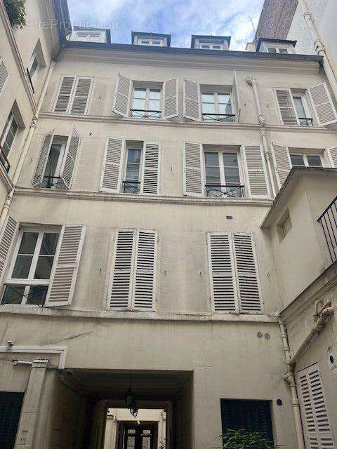 Appartement à PARIS-6E