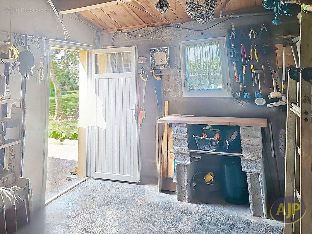 Maison à SAINT-DENIS-DU-PAYRE