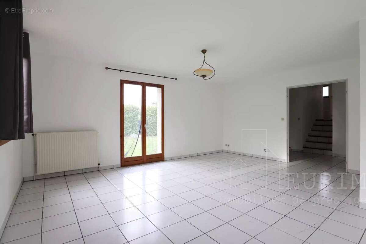 Maison à SAINT-ORENS-DE-GAMEVILLE