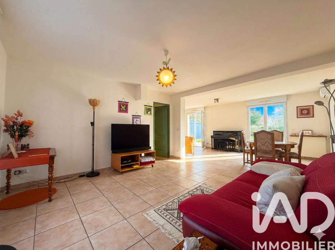 Photo 2 - Maison à LE PLESSIS-PATE