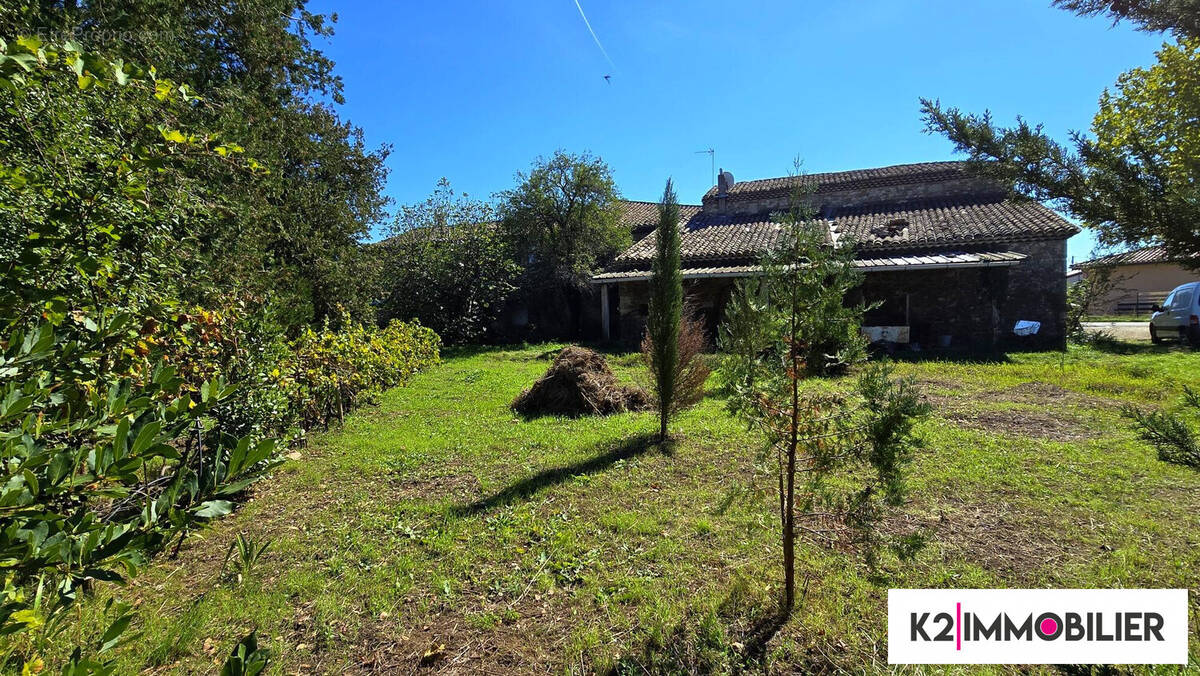 Maison à CLEON-D'ANDRAN