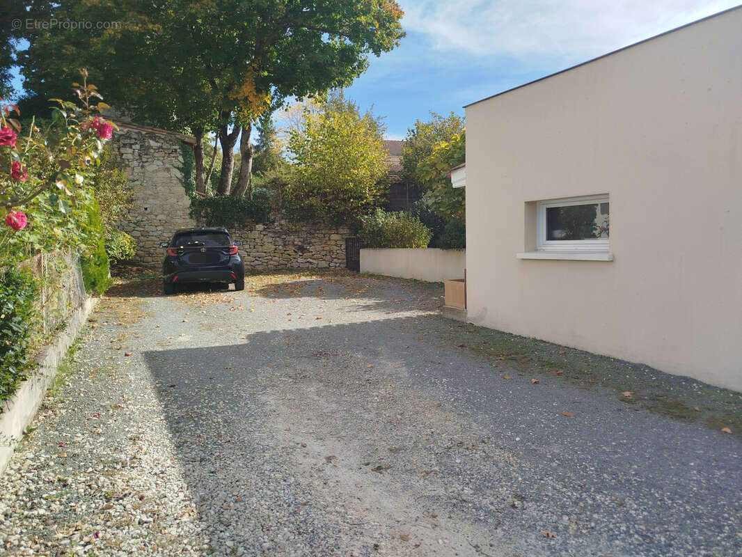 Commerce à PELLEGRUE