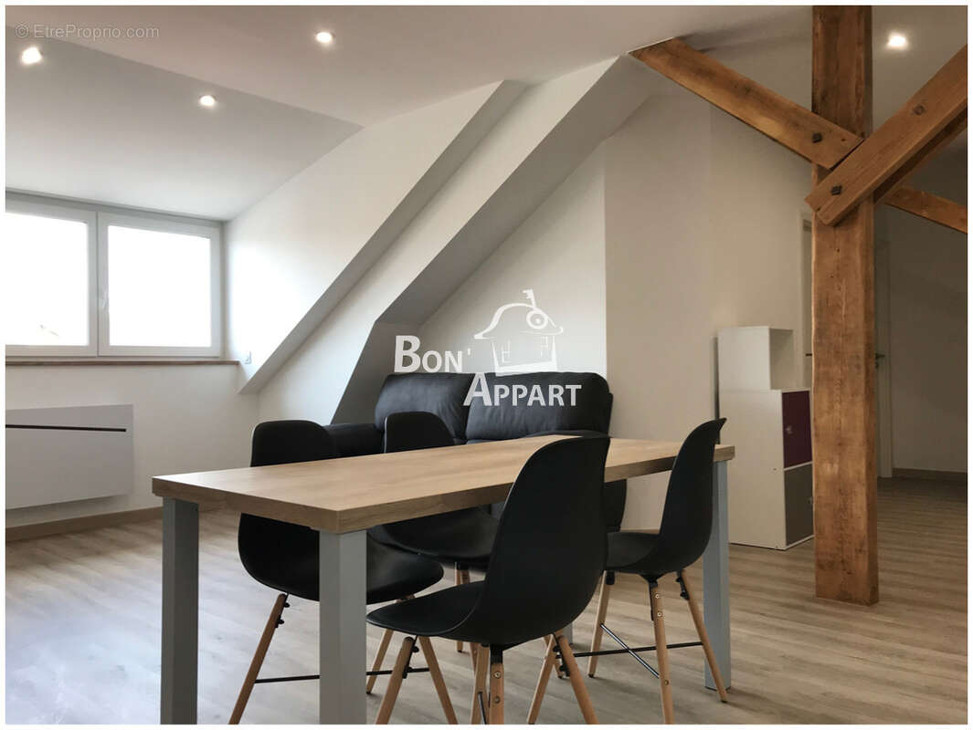 Appartement à LEXY