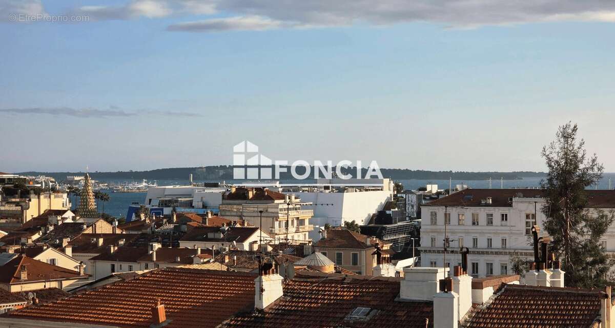 Appartement à CANNES