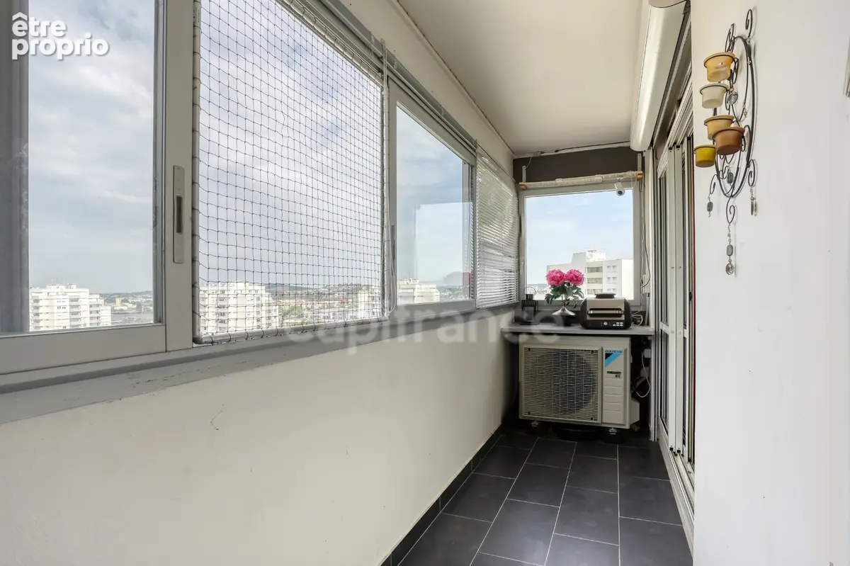 Exclusivite a gennevilliers (92) – 5 pièces 113,68 m² – 17e et dernier étage – vue panoramique – 2 loggias une vue qui change to - photo 11