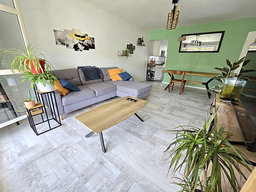 Appartement à MEYTHET