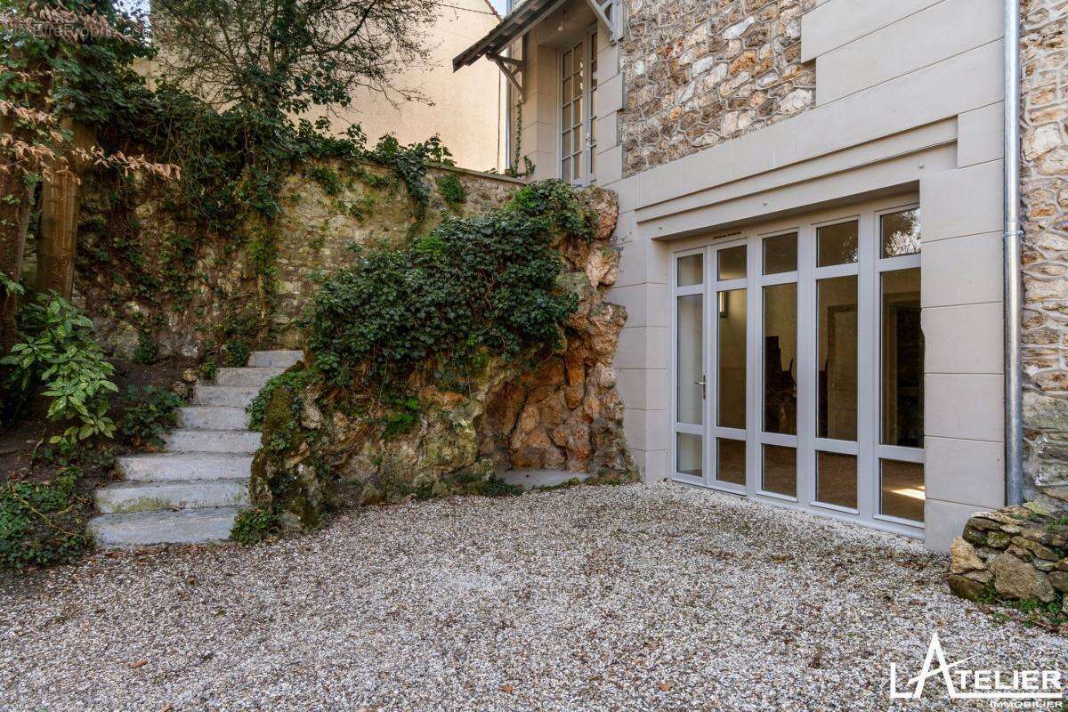 Maison à L'ETANG-LA-VILLE