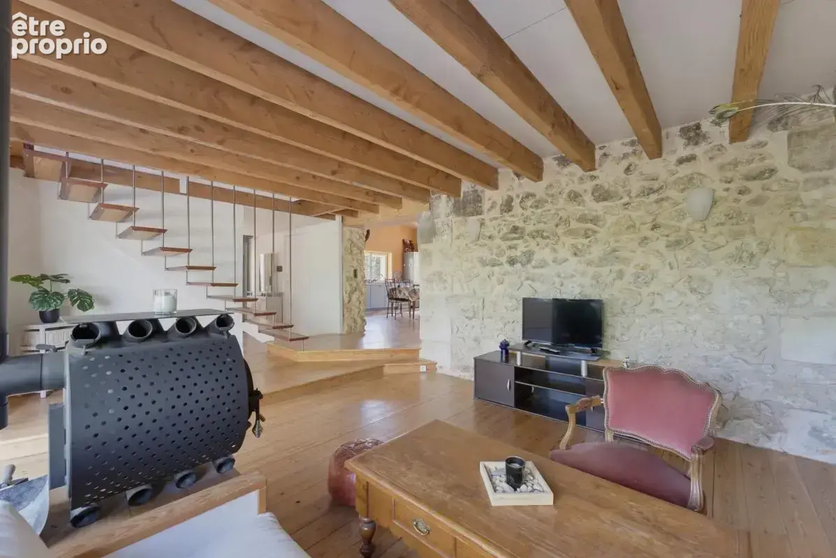 Maison familiale de caractère à Baurech – 169 m² – 4 chambres - photo 2