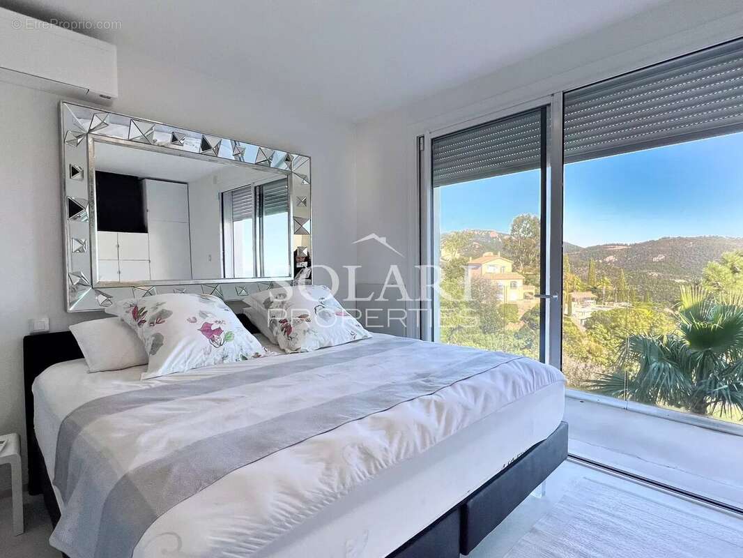 Maison à THEOULE-SUR-MER