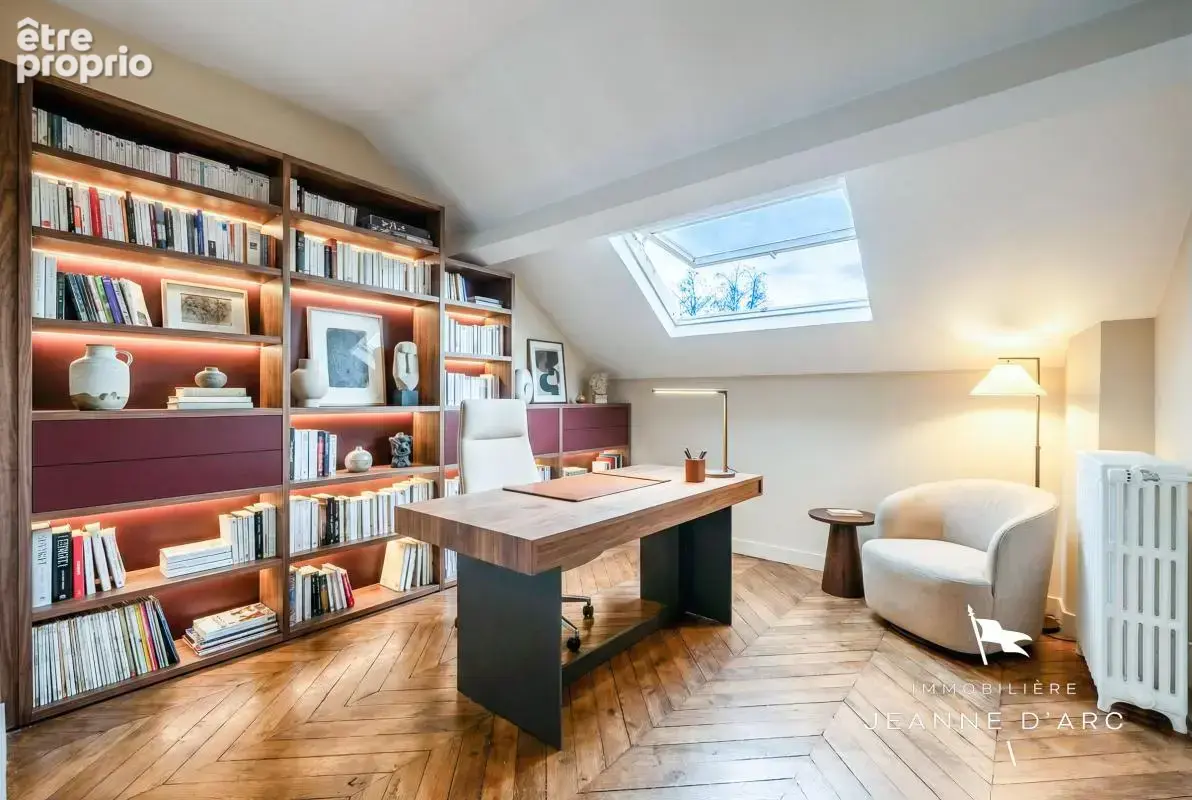 Versailles - place de la loi - maison de 238 m² au sol - 7 chambres - jardin - garage - photo 15