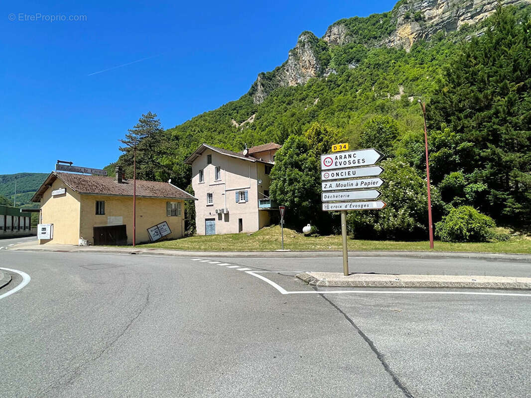 Appartement à SAINT-RAMBERT-EN-BUGEY