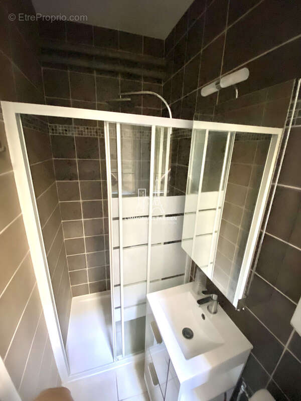 Appartement 31 m² à Paris-18e  - photo 5