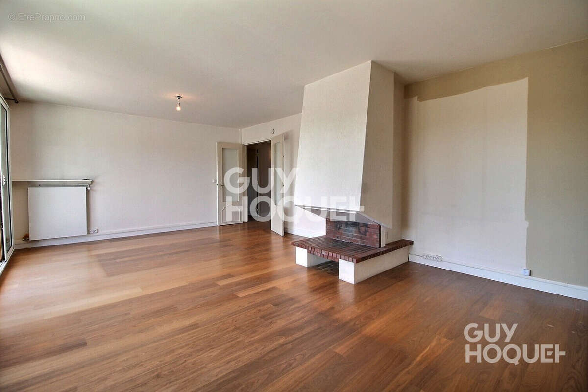 Appartement à CHAVILLE
