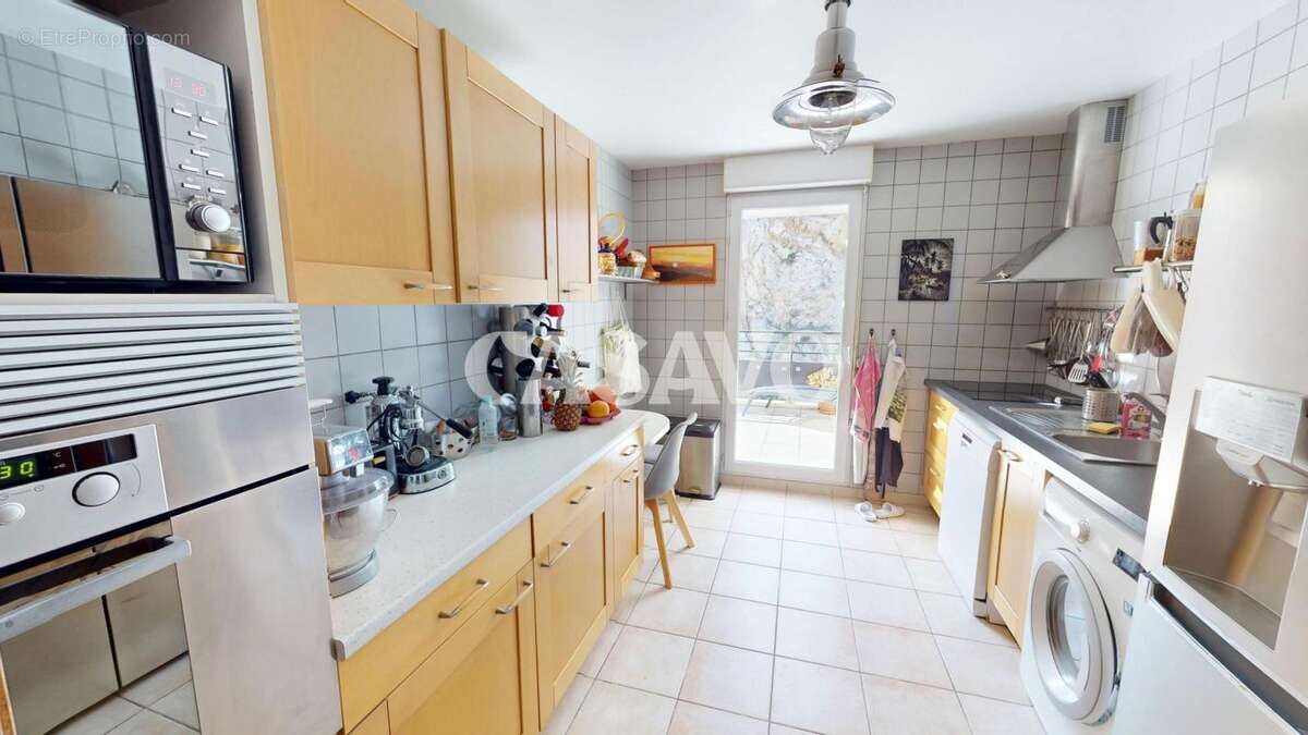 Appartement à MARSEILLE-6E