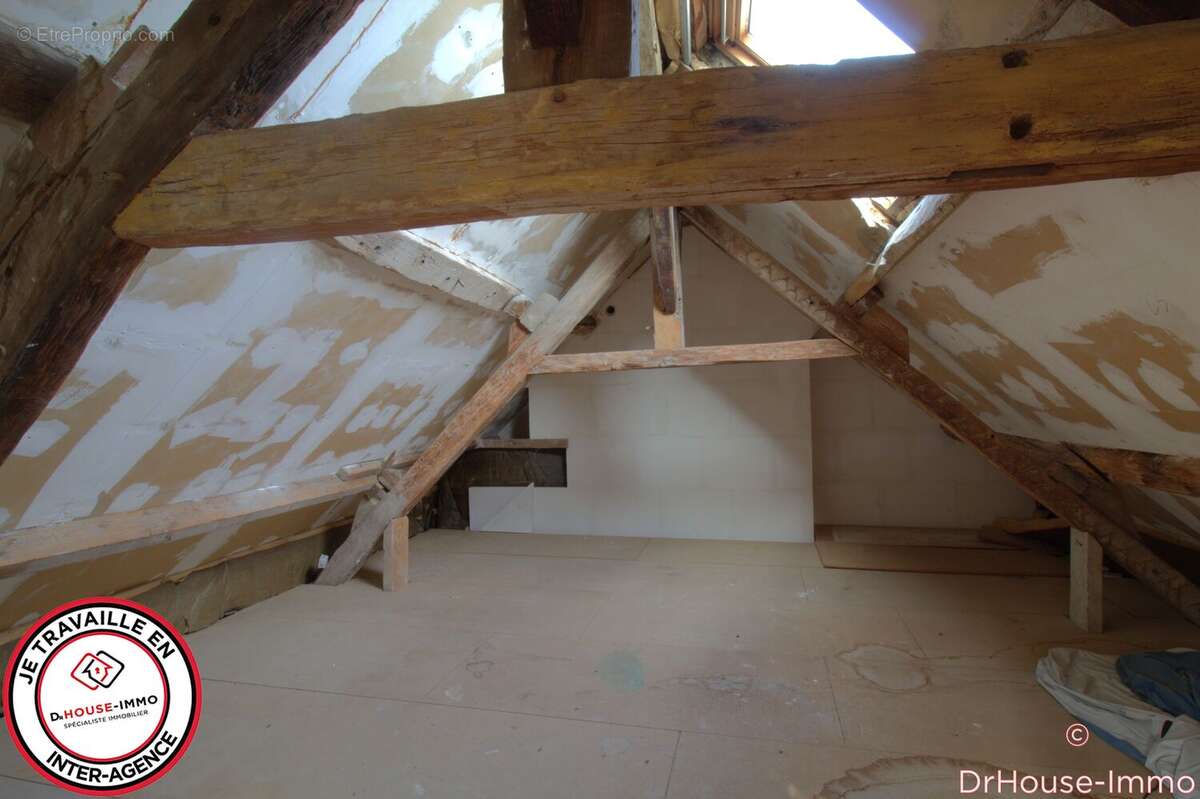 Maison 90 m² à Beynes  - photo 18