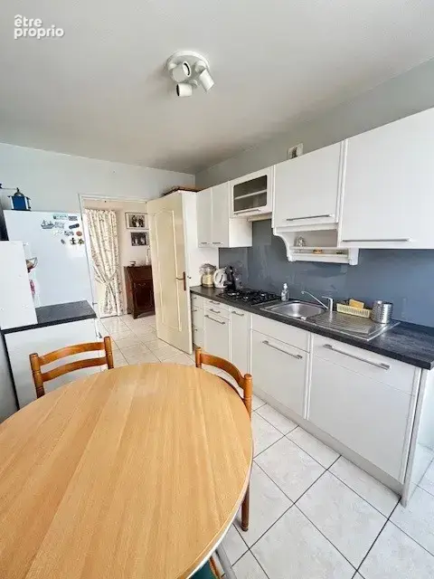 Exclusivite saint etienne montplaisir boulevard normandie niemen f5+cuisine +cave - photo 8