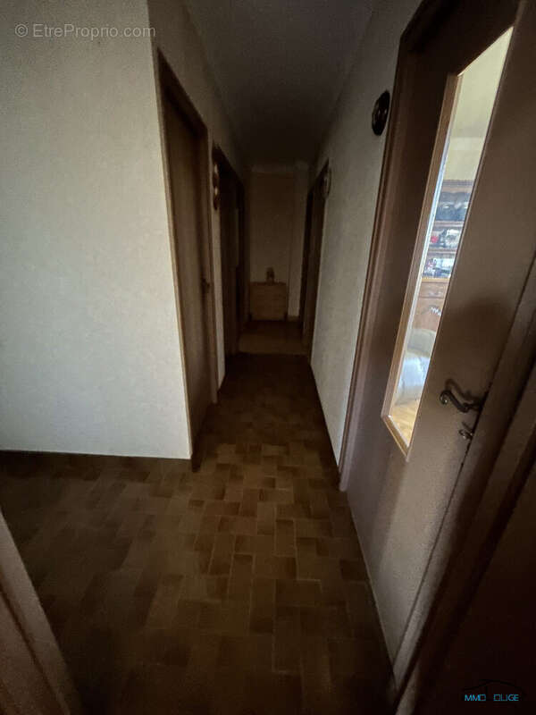 Maison à LANUEJOULS