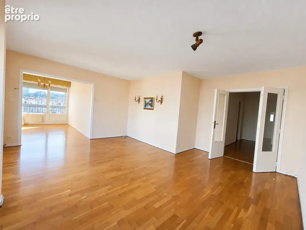 Appartement 7 pièces 133 m² à vendre à Saint-Etienne (42100) - photo 5