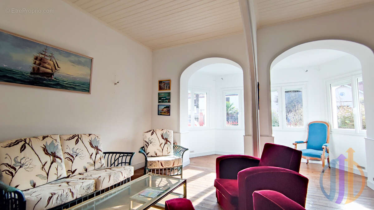 Maison 6 pièces 110m2 à 200m de la plage. - photo 4