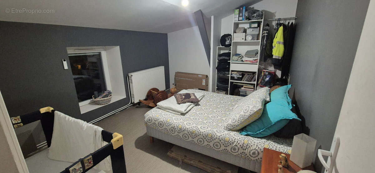 Maison à LES ROCHES-DE-CONDRIEU