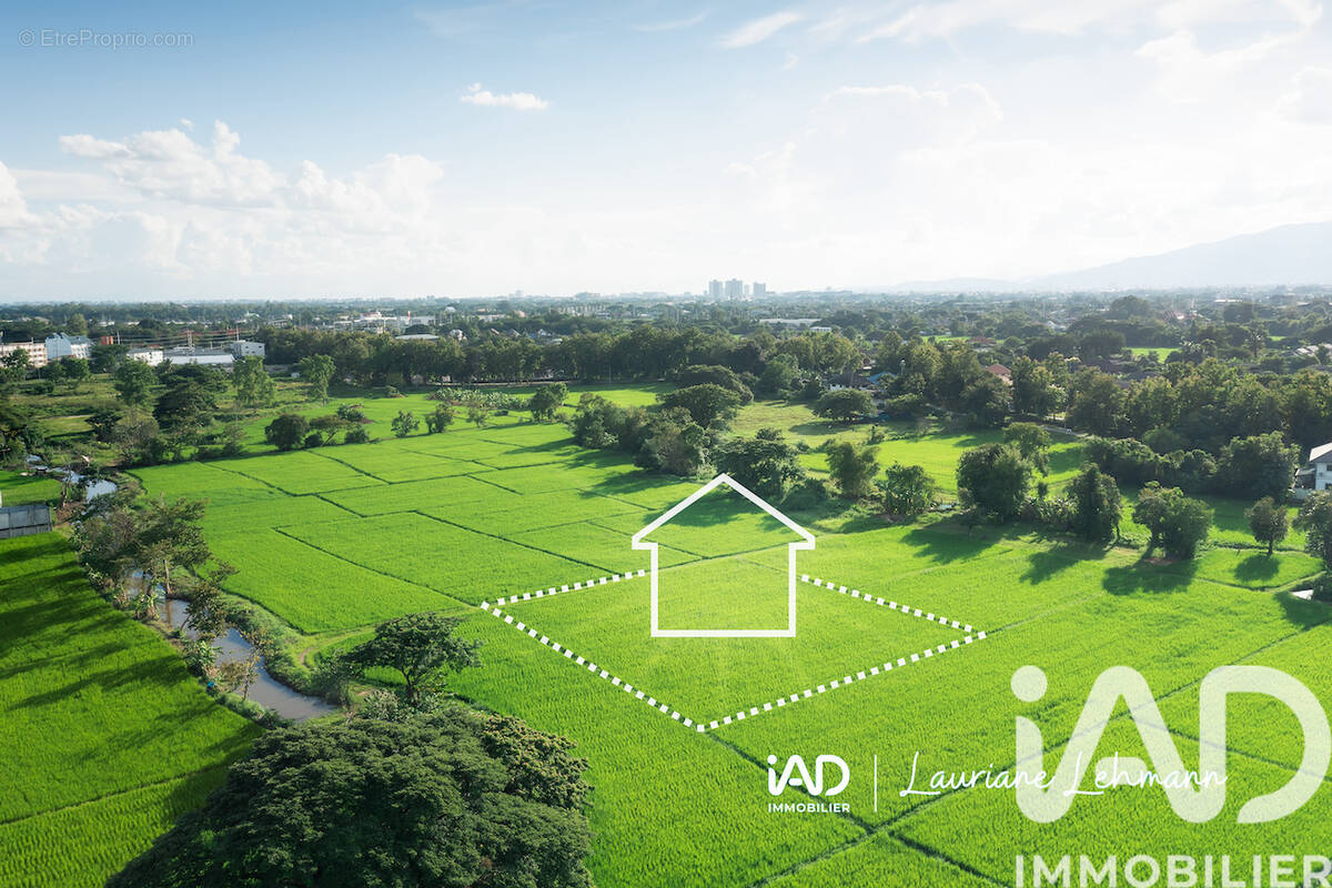 Photo 1 - Terrain à DOLE