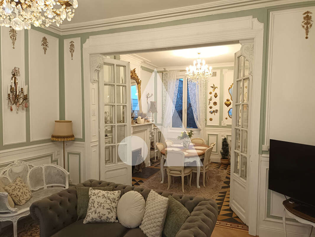 Maison à VIEUX-CONDE