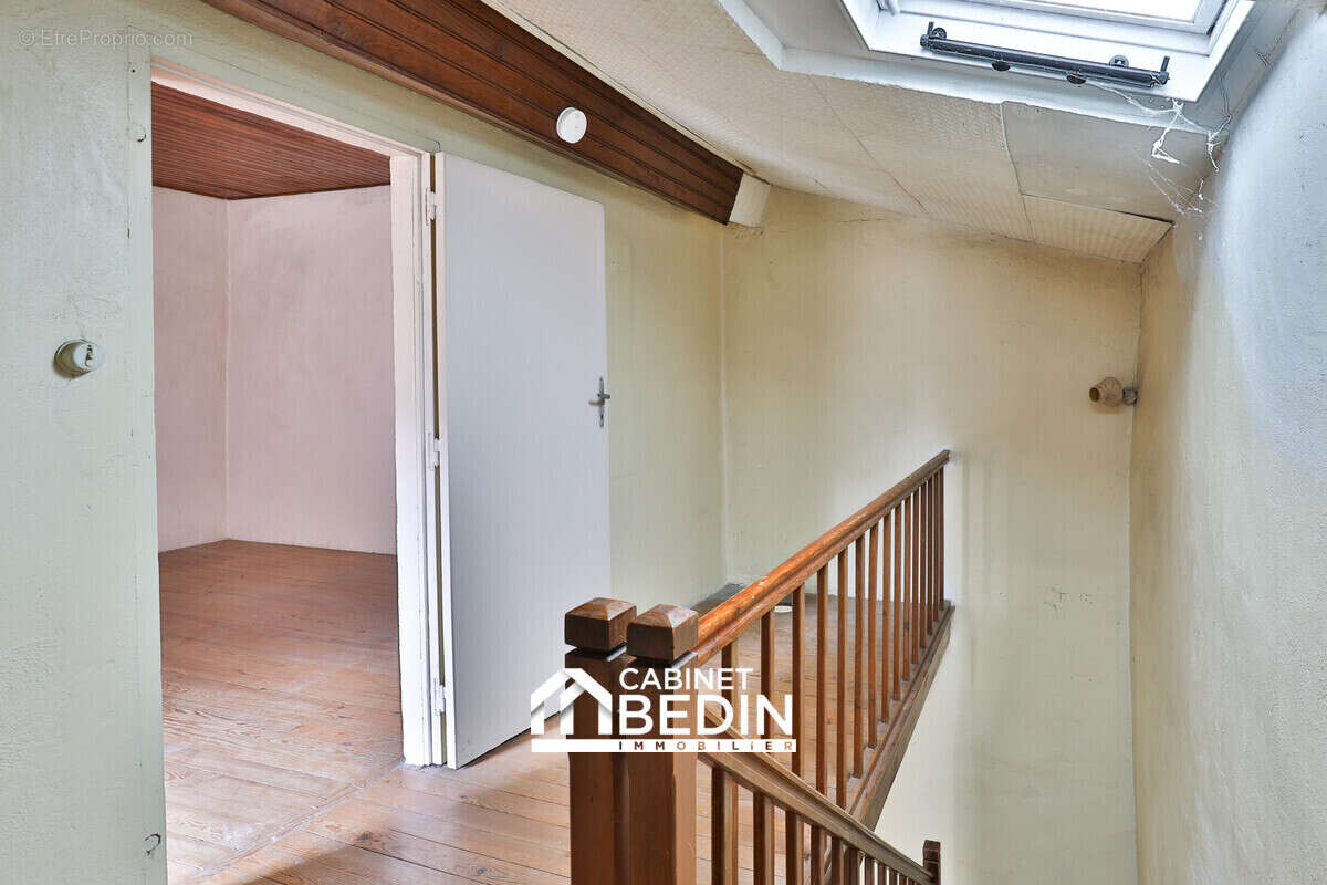 Maison 102 m² à Saint-Maixant  - photo 5