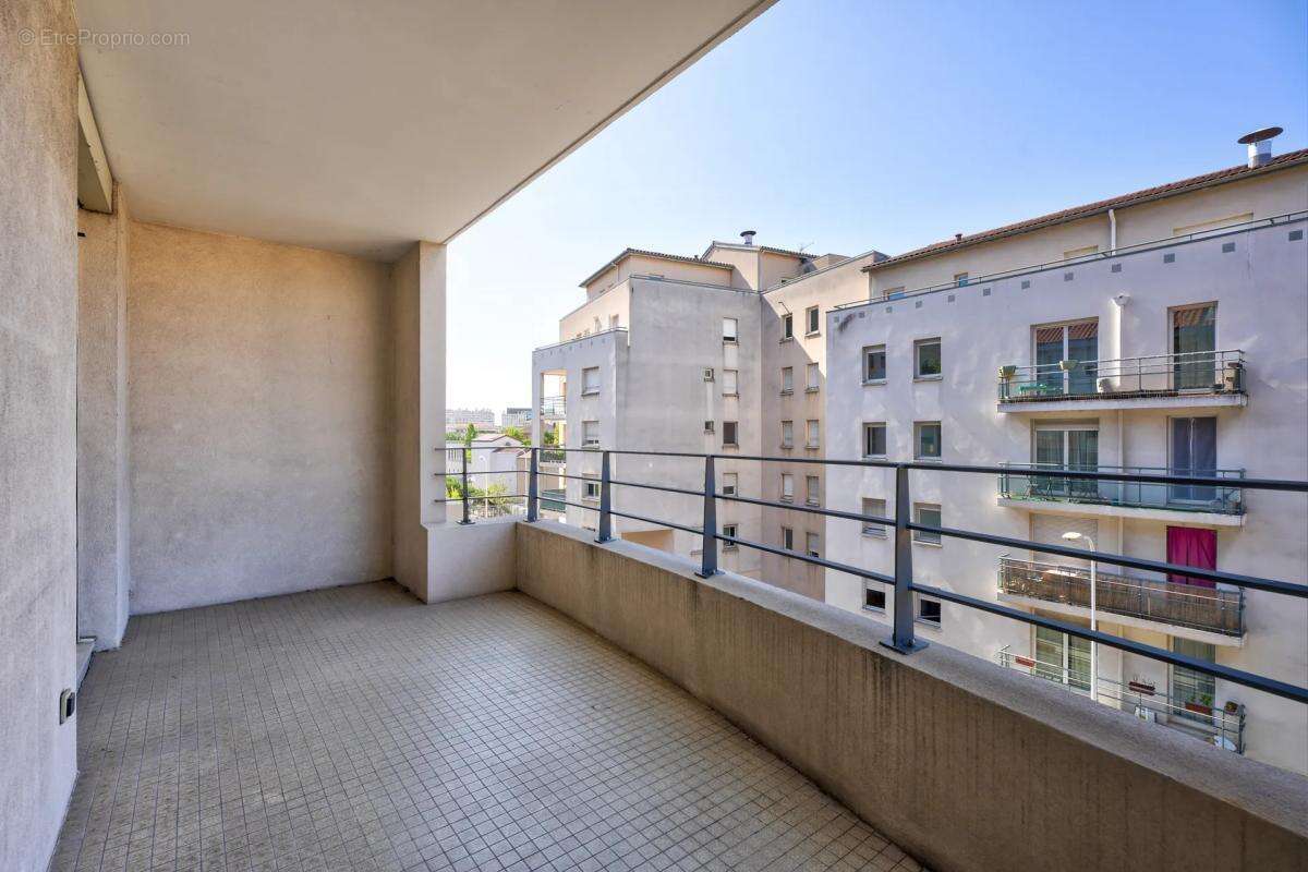 Appartement T3 de 72 m² situé à Lyon 8 Monplaisir - photo 10