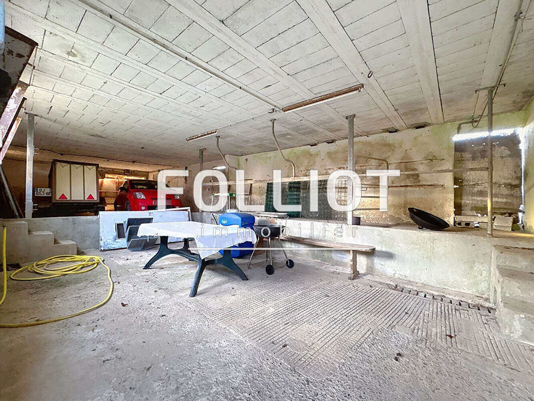 Maison à LE MESNIL-ROUXELIN