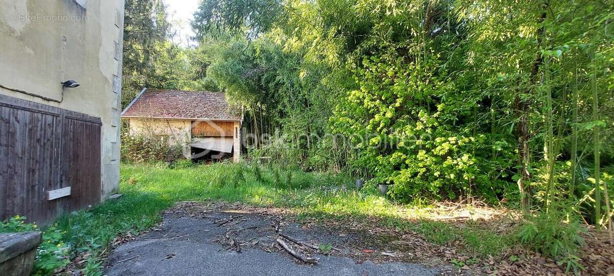 Appartement à USINENS