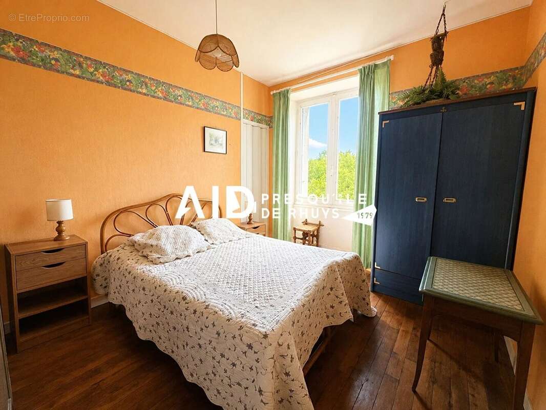Maison à LE TOUR-DU-PARC