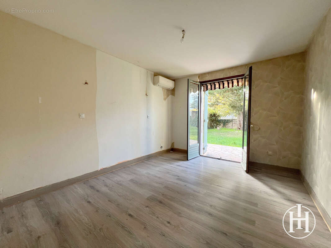 Maison à SAINT-AMAND-MONTROND