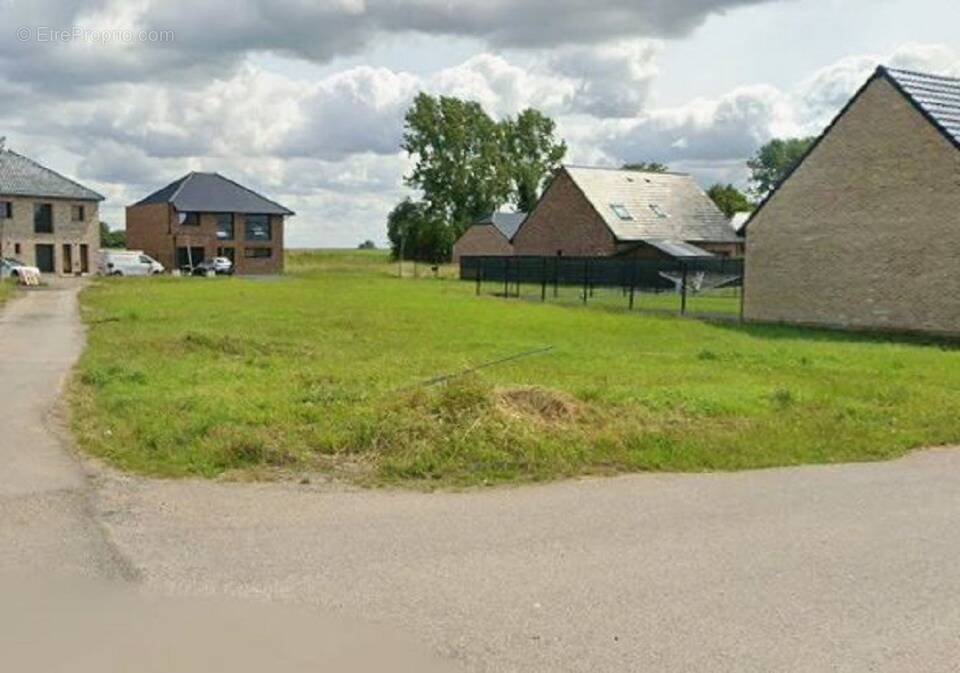 Terrain à VILLERS-AU-TERTRE