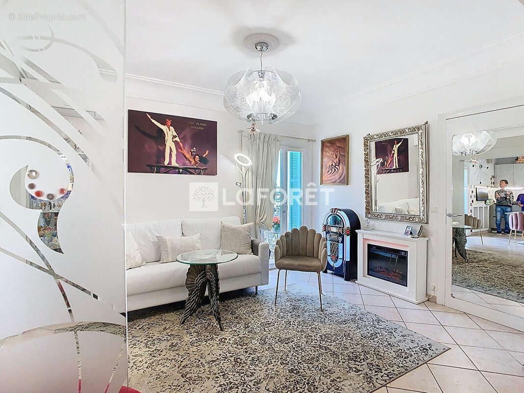 Appartement à MENTON