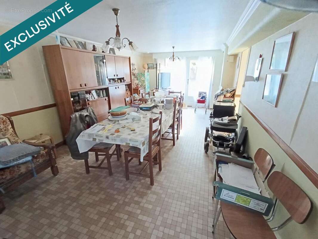 Maison 150 m² à Angliers  - photo 3