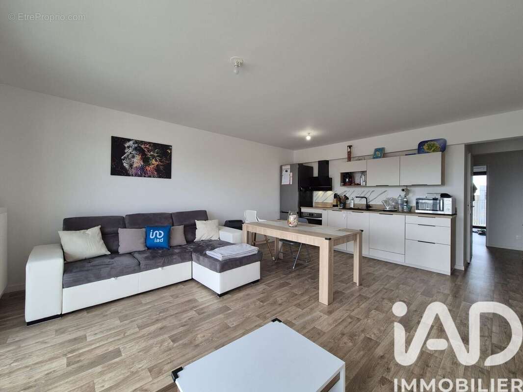 Photo 4 - Appartement à BUSSY-SAINT-GEORGES
