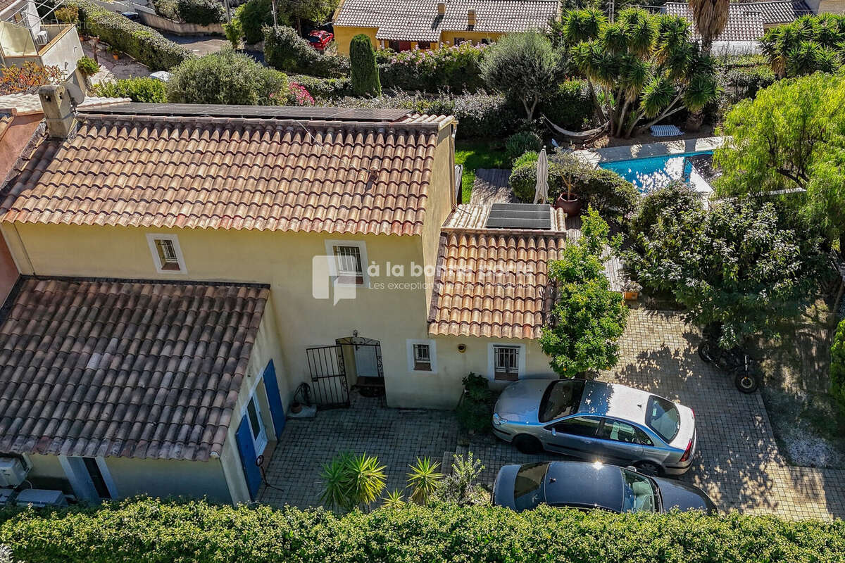 Maison à LA CADIERE-D'AZUR