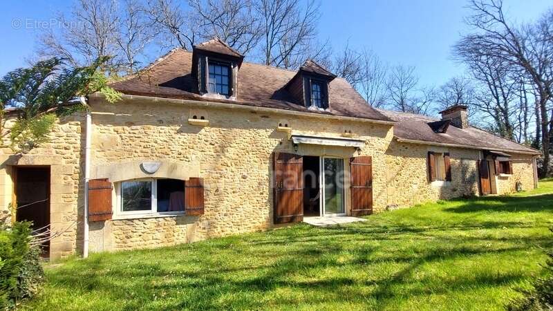 Maison à COUX-ET-BIGAROQUE