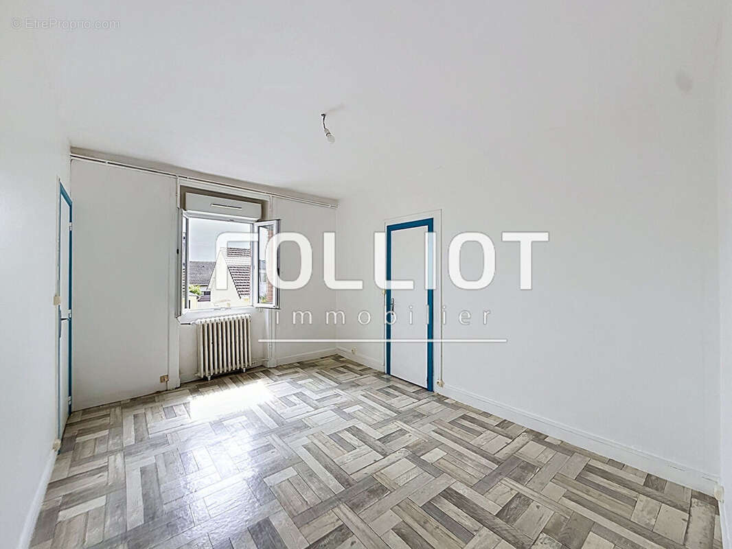 A vendre Appartement 3 pièces à vendre à Saint-Pair-sur-Mer - Réf. 145678 - photo 2