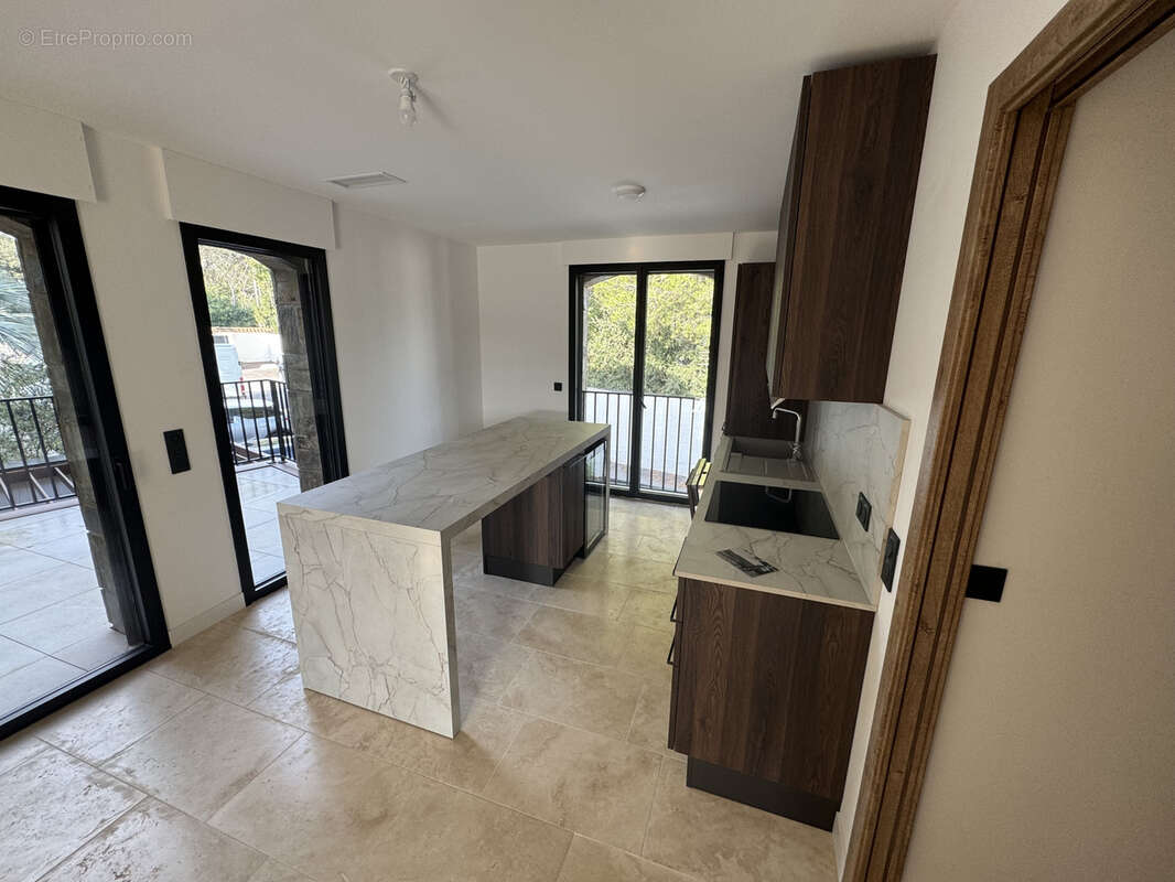 Appartement à CASTELNAU-LE-LEZ