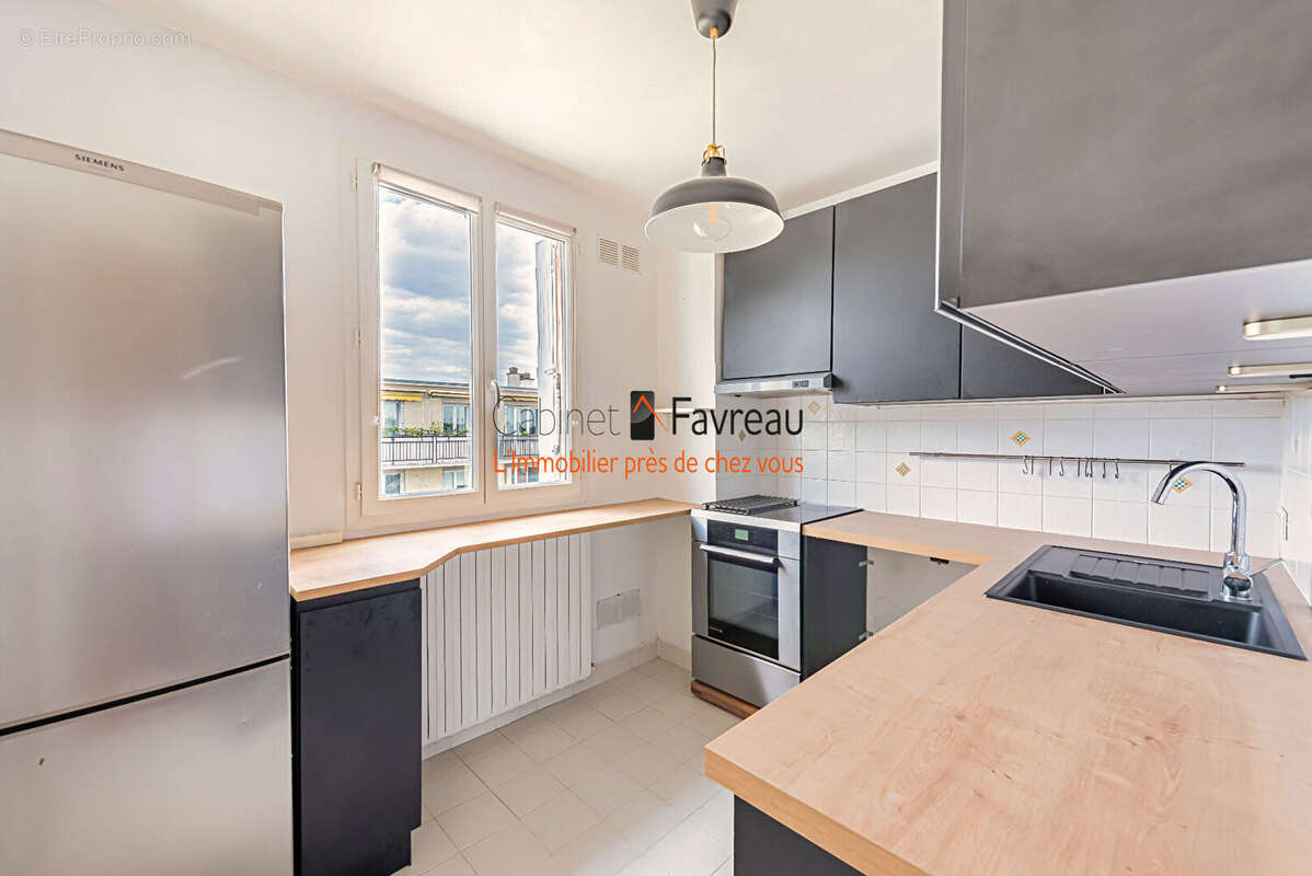 Appartement à L&#039;HAY-LES-ROSES