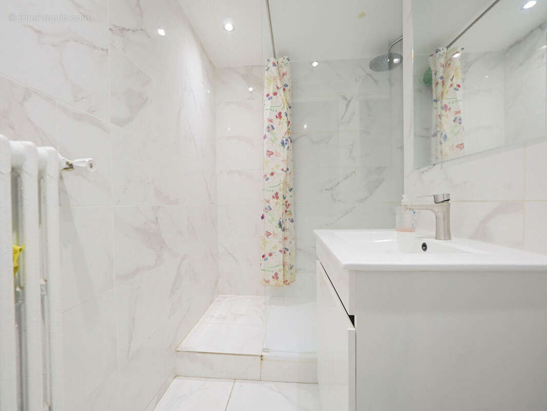 Appartement à ROMAINVILLE