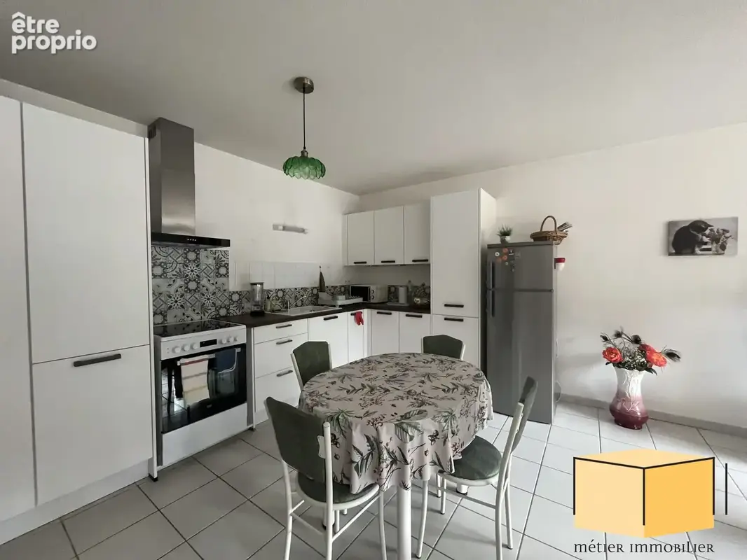 Appartement 3 pièces 70 m² à vendre à Belley (01300) - photo 2