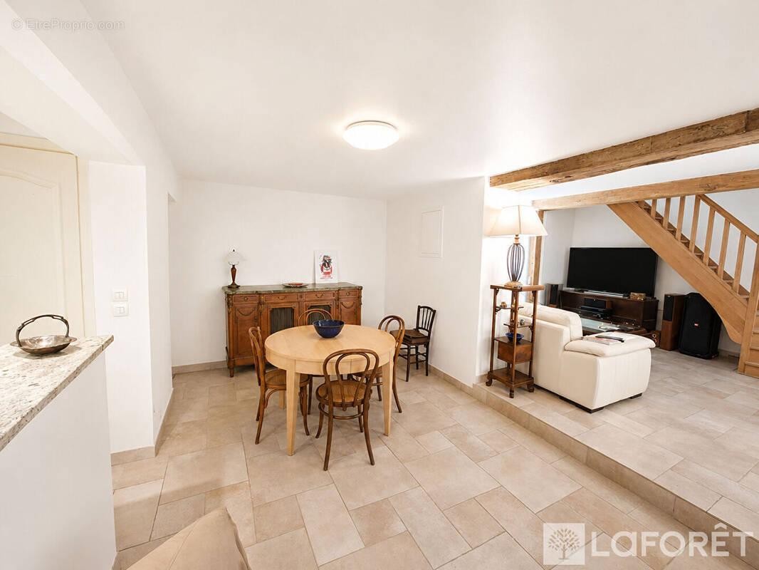 Maison à MACHAULT