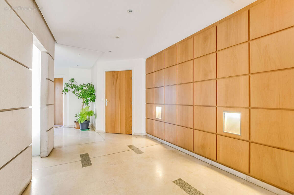 Appartement à PARIS-19E