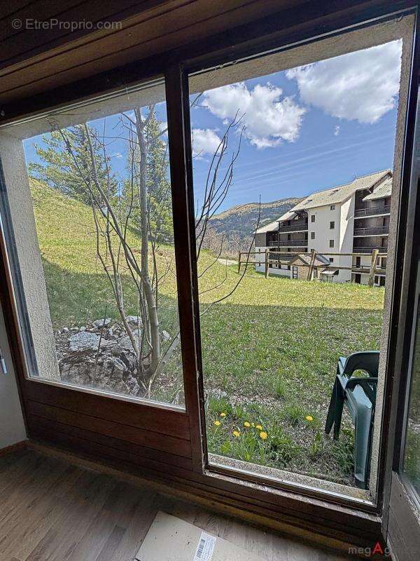 Duplex inversé de 51 m² à rénover - photo 4