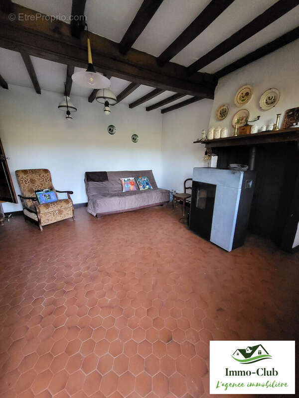 Maison à MONTIGNY-EN-MORVAN