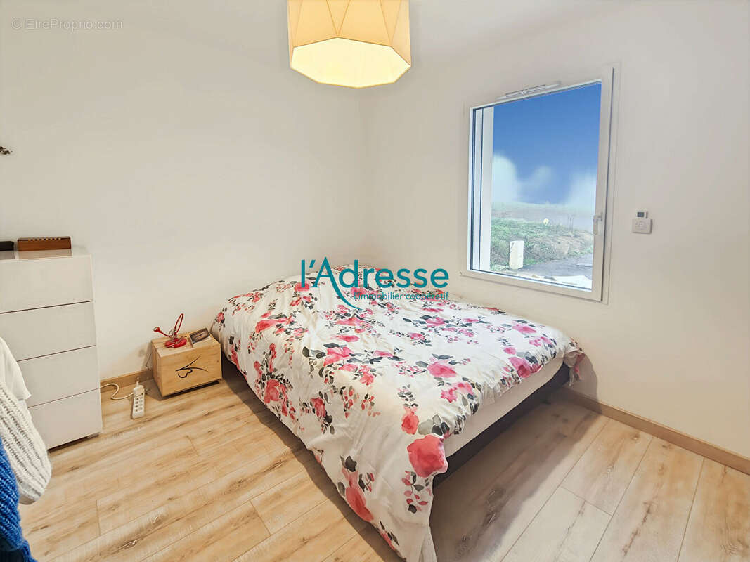 Maison à SAINT-PIERRE-MONTLIMART